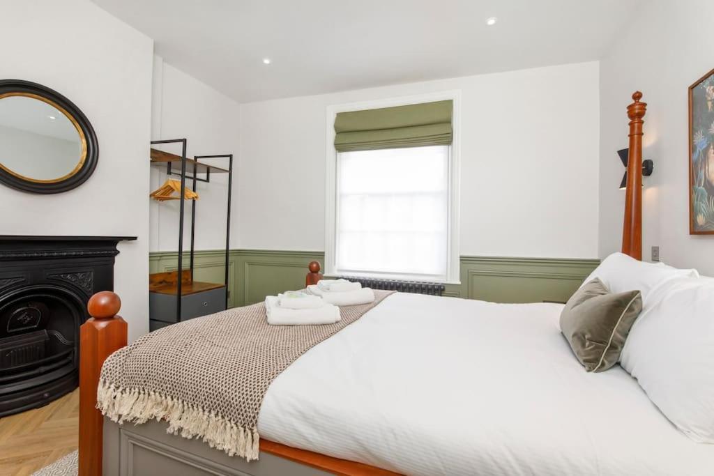 Aldwark View With Free Parking Apartment York Bagian luar foto