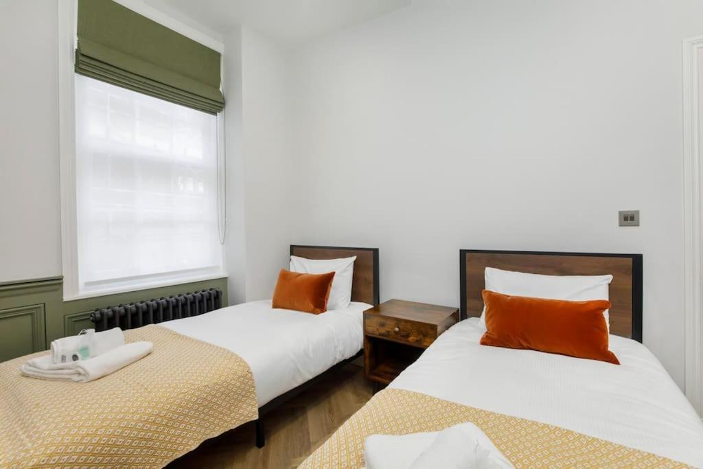 Aldwark View With Free Parking Apartment York Bagian luar foto